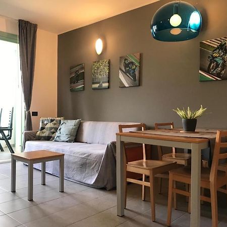 46 Vale C'E' Al Villaggio Olimpico Di Colle Sestriere Екстериор снимка