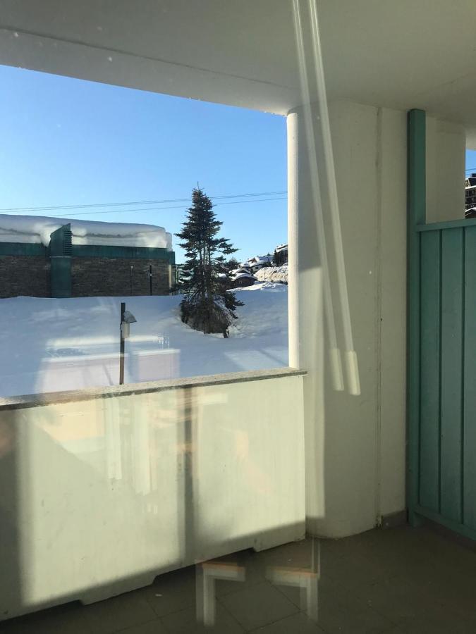 46 Vale C'E' Al Villaggio Olimpico Di Colle Sestriere Екстериор снимка