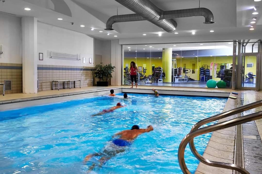 46 Vale C'E' Al Villaggio Olimpico Di Colle Sestriere Екстериор снимка