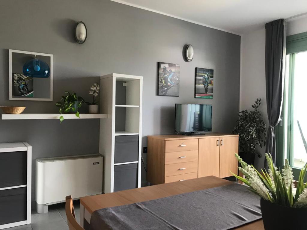 46 Vale C'E' Al Villaggio Olimpico Di Colle Sestriere Екстериор снимка