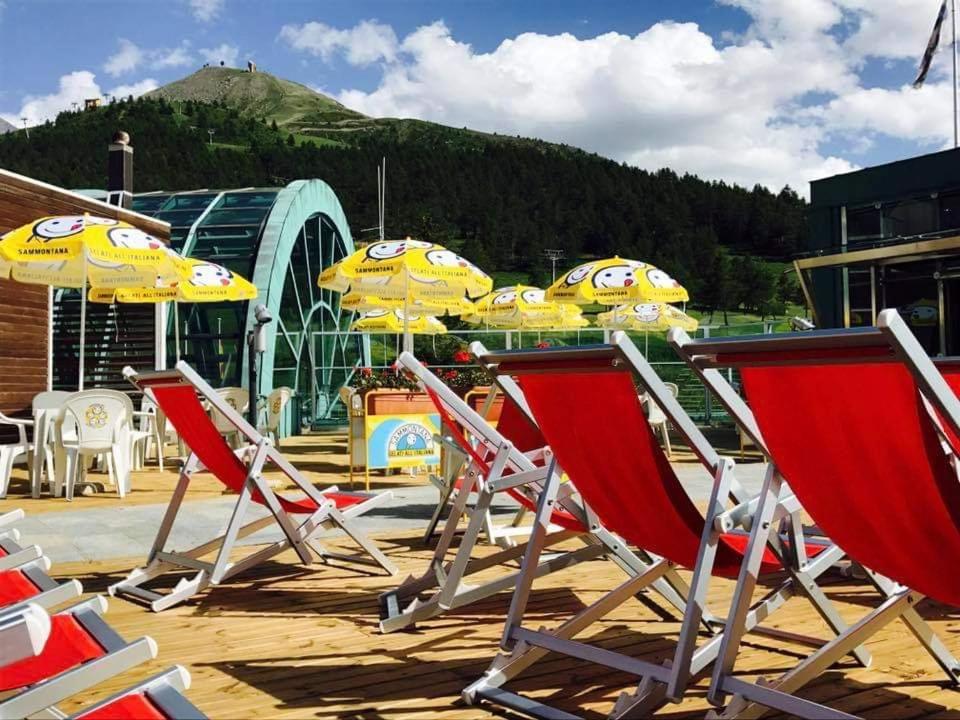 46 Vale C'E' Al Villaggio Olimpico Di Colle Sestriere Екстериор снимка